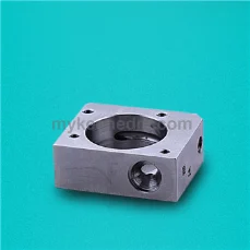 Roller block lower